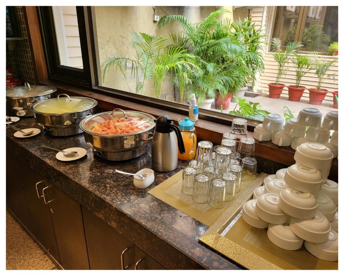 Uds Villa Scandinavian B&B - Next To Vfs 뉴델리 외부 사진