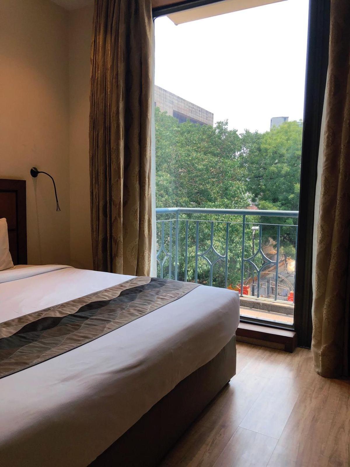 Uds Villa Scandinavian B&B - Next To Vfs 뉴델리 외부 사진