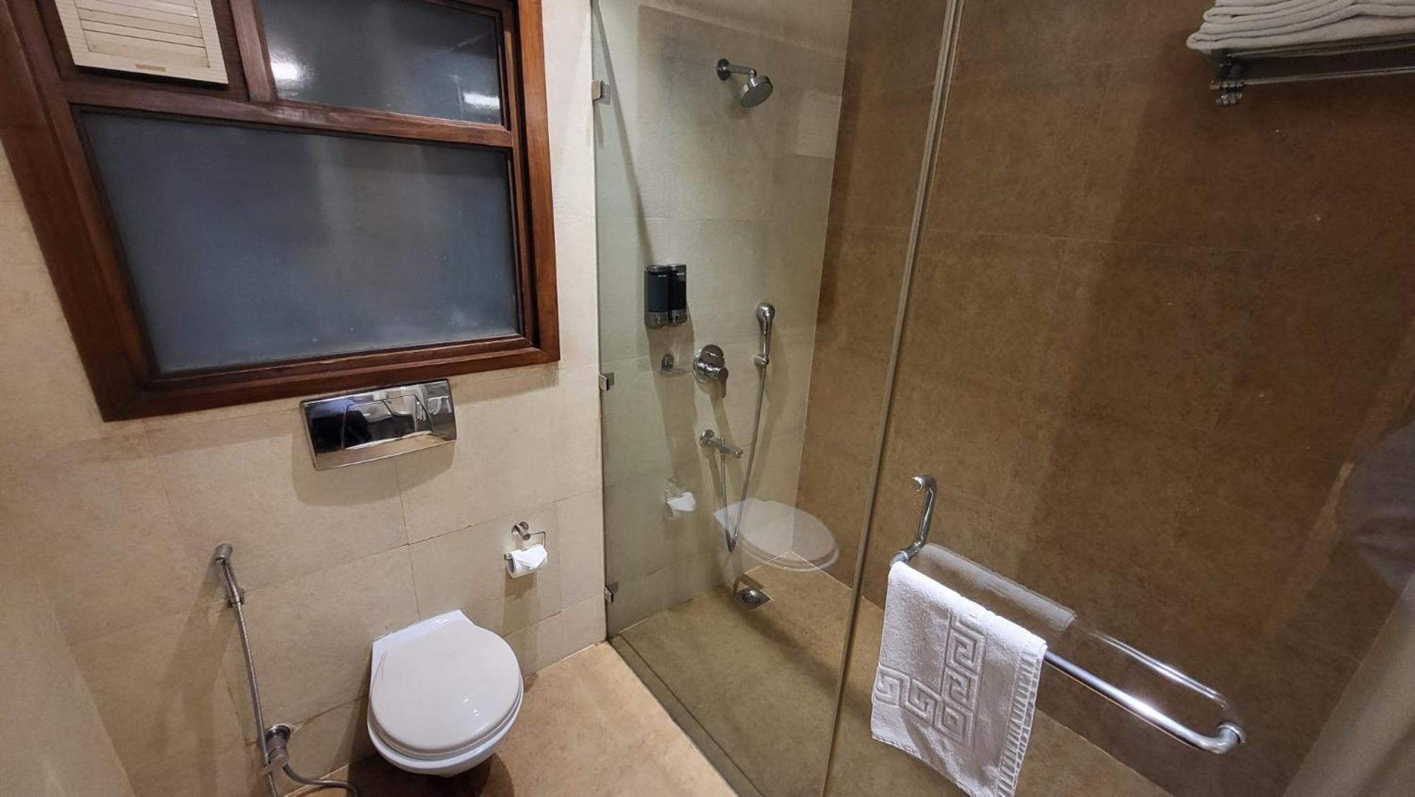 Uds Villa Scandinavian B&B - Next To Vfs 뉴델리 외부 사진