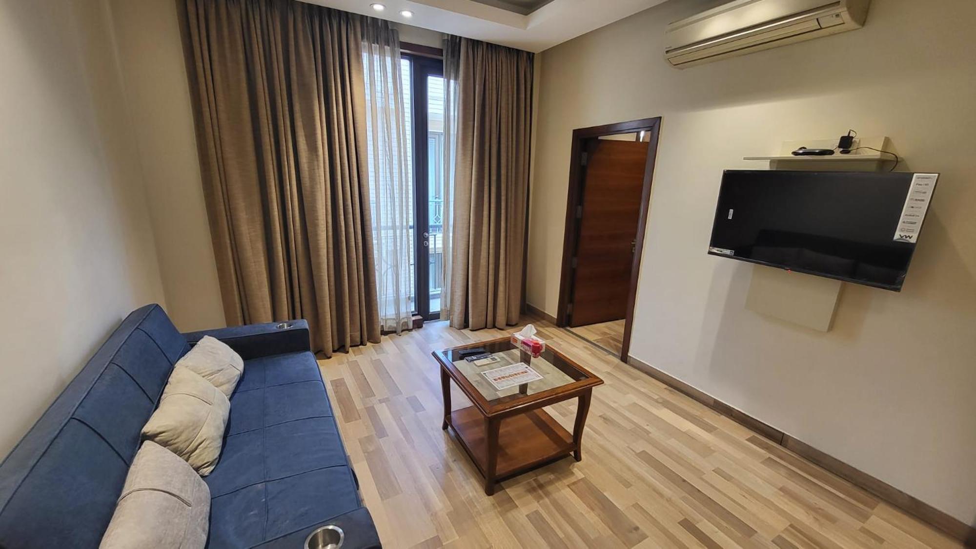 Uds Villa Scandinavian B&B - Next To Vfs 뉴델리 외부 사진